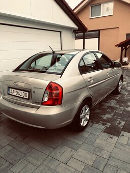 Predám Hyundai Accent  1,5 crdi - 5