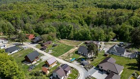 NA PREDAJ_Pozemok na južnej str. Slánskych Vrchov_Kokošovce - 5