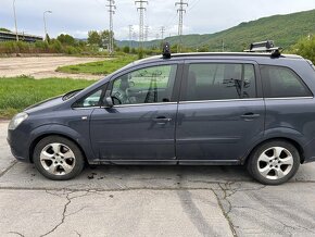 Opel zafira 1.9cdti 110kw 7miestna - 5