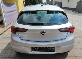 Opel Astra  1.2 Turbo benzín 81kw Full Led - 5