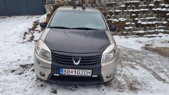 Dacia sandero 2009 - 5