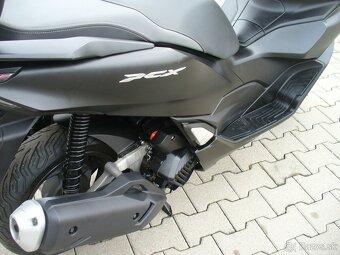 Honda PCX 125 i ABS trakčná kontrola - 5