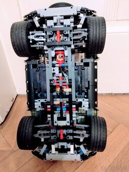 Originálne LEGO Technic 42110 Land Rover Defender - 5