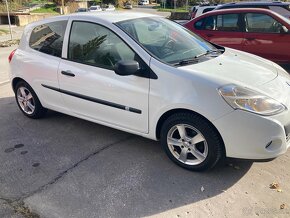 Renault clio 3 1,5 dCi - 5