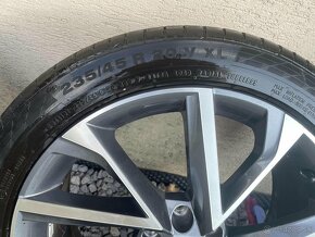 VEGA  orig.skoda Kodiaq  5x112  8j x R20   ET 41 VW 235 45 R - 5