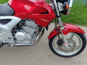 Honda cbf 250, 6900km  TOP stav nová STK na 4 roky - 5