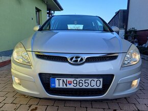 Hyundai i30 1,4 benzín po velkom servise - 5