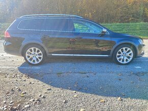 Predám Volkswagen Passat 2.0 tdi alltrack - 5