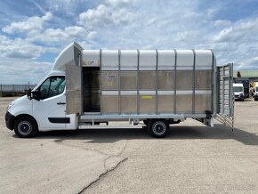 RENAULT MASTER 2,3 dodávka na prepravu zvierat VIN 014 - 5