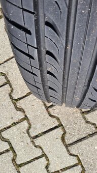 Predam letne pneumatiky 185/70 R14 - 5