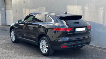 Jaguar F-Pace 2.0D I4 240k Prestige AWD A/T - 5