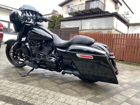 Harley Davidson Street Glide 2017 - 5