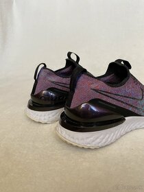 Tenisky Nike Epic Phantom React Flyknit - 5