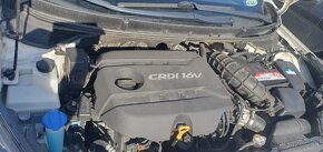 Hyundai i30cw 1.6 crdi 81 kw - 5