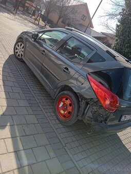 Peugeot 207SW 1,4benzin - 5