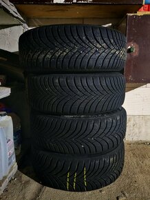 Predám sadu kolies 5x112... 57,1...r16... Pneu 205/55 r16 - 5