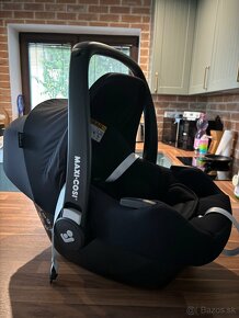 Vajíčko/ autosedačka MAXI-COSI + isofix - 5