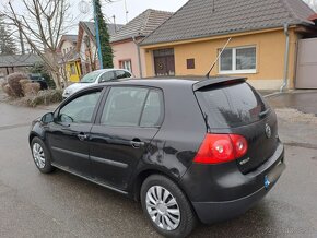 Predám volkswagen Golf 5 1.4 - 5