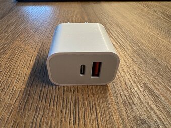 Nabíjací adaptér 20W USB-C + USB-A - 5