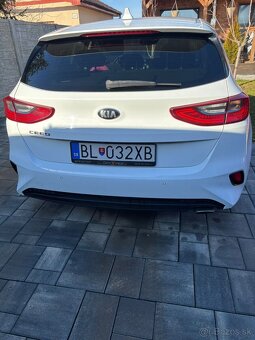 Kia ceed 1.6 crdi 100kW gold - 5