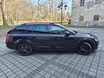 Škoda Octavia Combi 2.0 TDI M6 Ambition Navi DVD R17 Orig.KM - 5