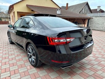 Škoda Superb 2.0 TSI 206kw DSG 4x4 Led Panorama - 5