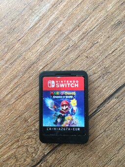 Predam alebo vymenim Nintendo Switch v1 - 5