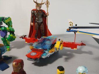 Lego set plus postavička marvel - 5