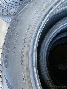 Bridgestone blizzak 235/55 r18 - 5