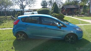 Ford fiesta - 5