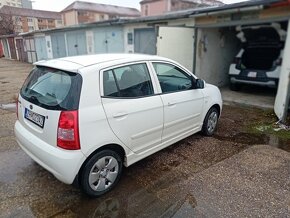 Kia picanto - 5