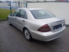 Mercedes-Benz C200 CDI W203 Bez korózie - 5