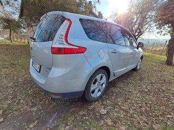 Renault grand Scenic - 5