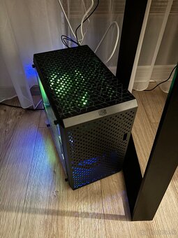 Ryzen 7 5700X, 2TB SSD, RTX 3070, 16GB ram - 5