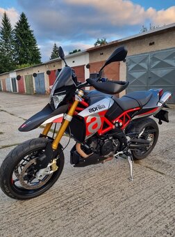 Aprilia Dorsoduro 900 - 5