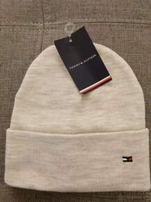 Pánske čiapky Tommy Hilfiger, Guess, Lacoste, Hugo Bos - 5