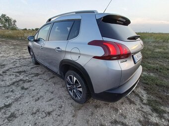 Peugeot 2008, 1.2 Puretech, 2018, Allure, Manual, Benzín - 5