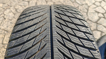 Zimné pneu 225/40 R19 --- HANKOOK , MICHELIN - 5