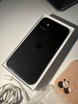 Apple iPhone 11 64GB Black - 5