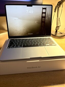 MacBook Air 13" Apple M4 10C CPU 10C GPU 16GB 512GB Nebeský - 5