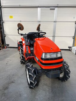 Kubota B52 15 Hp - 5