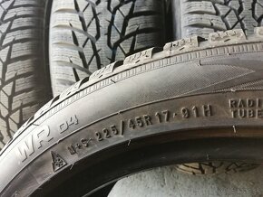 225/45 r17 zimné pneumatiky Nokian 8mm - 5