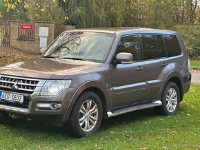 Mitsubishi Pajero MONTERO 147 KW - 5