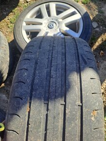 5x112 R17 Originál VW + Letné pneu - 5