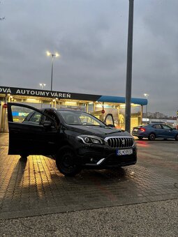 Suzuki SX4 S-cross 1.4 (103kW), Premium, 4x4, automat - 5