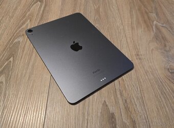 Apple iPad Air 5 64gb s procesorom M1 škrabanec na display - 5