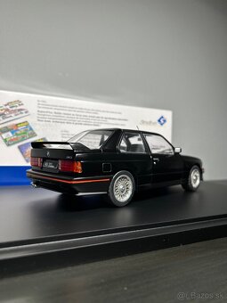 1:18 - BMW M3 E30 Evolution - Solido - 5