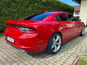 Dodge Charger 2015 3.6 krasne - 5