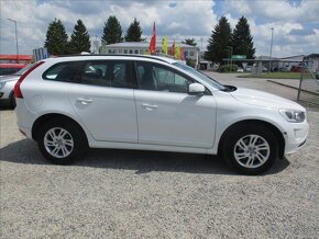 VOLVO XC60 2,0D3 100kw Momentum 2014 bez koroze - 5