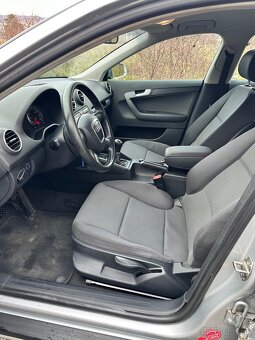 Audi A3 8P 1.6 - 5